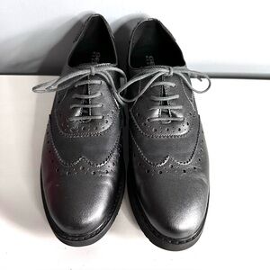 GEOX Thymar Sneakers, Brogues, Loafers, Grey, Metallic, Size 7.5 (38), Like New
